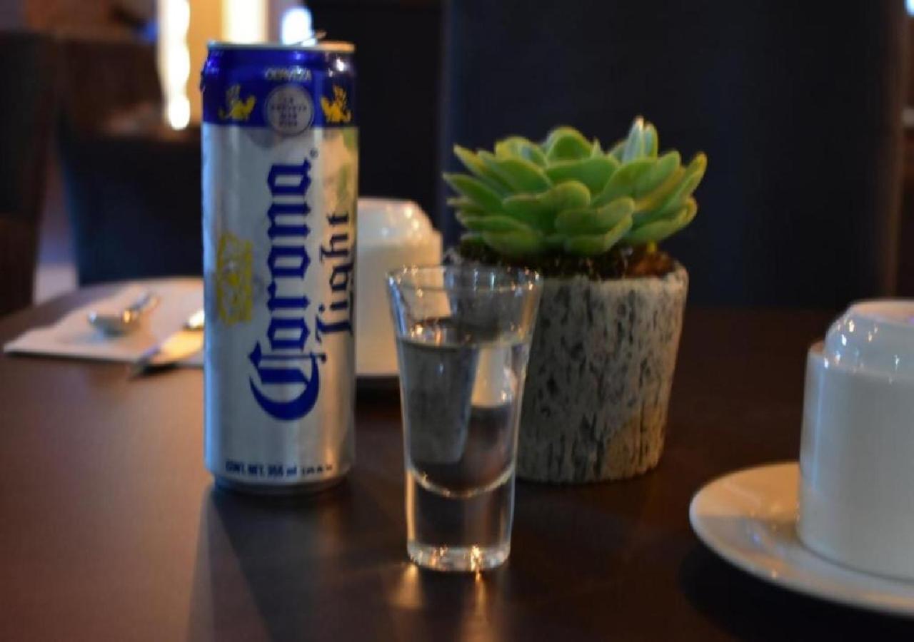 Esduma Hk Hotel Pachuca エクステリア 写真