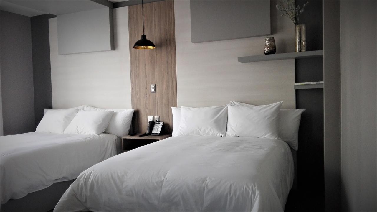 Esduma Hk Hotel Pachuca エクステリア 写真